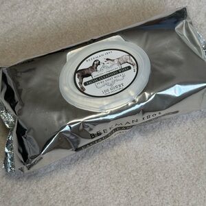 NEW Beekman 1802 Facial Cleansing Wipes